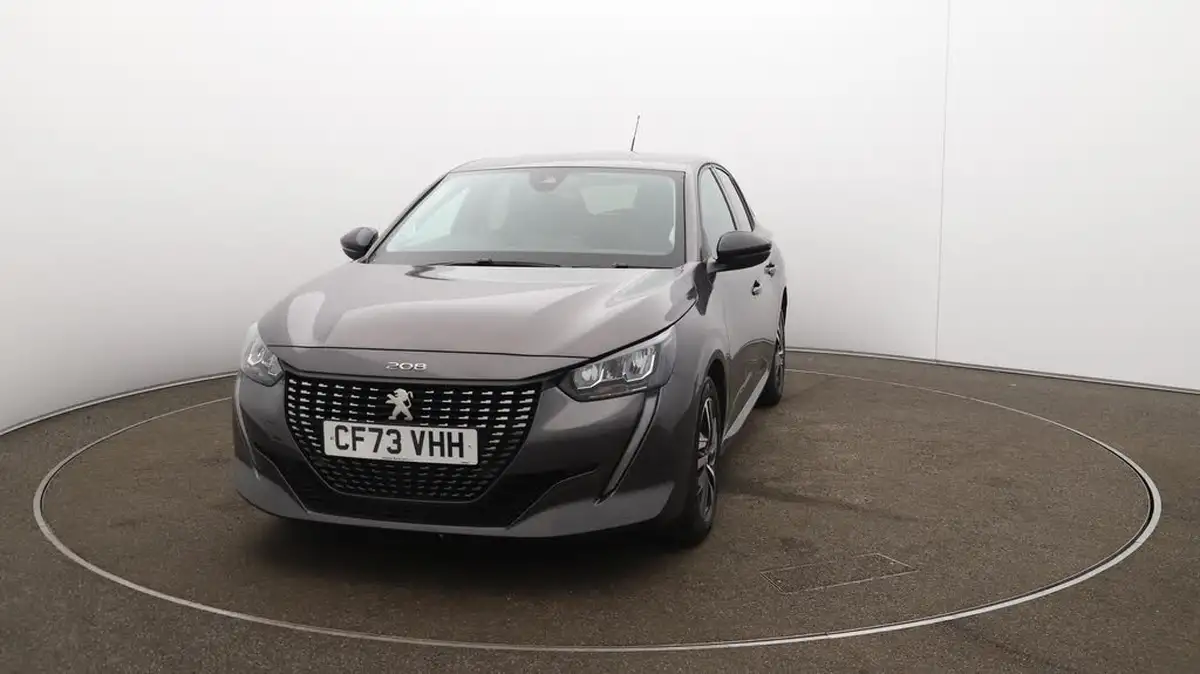 2023-peugeot-208-12-puretech-allure-premium-130ps-eat8-big-14