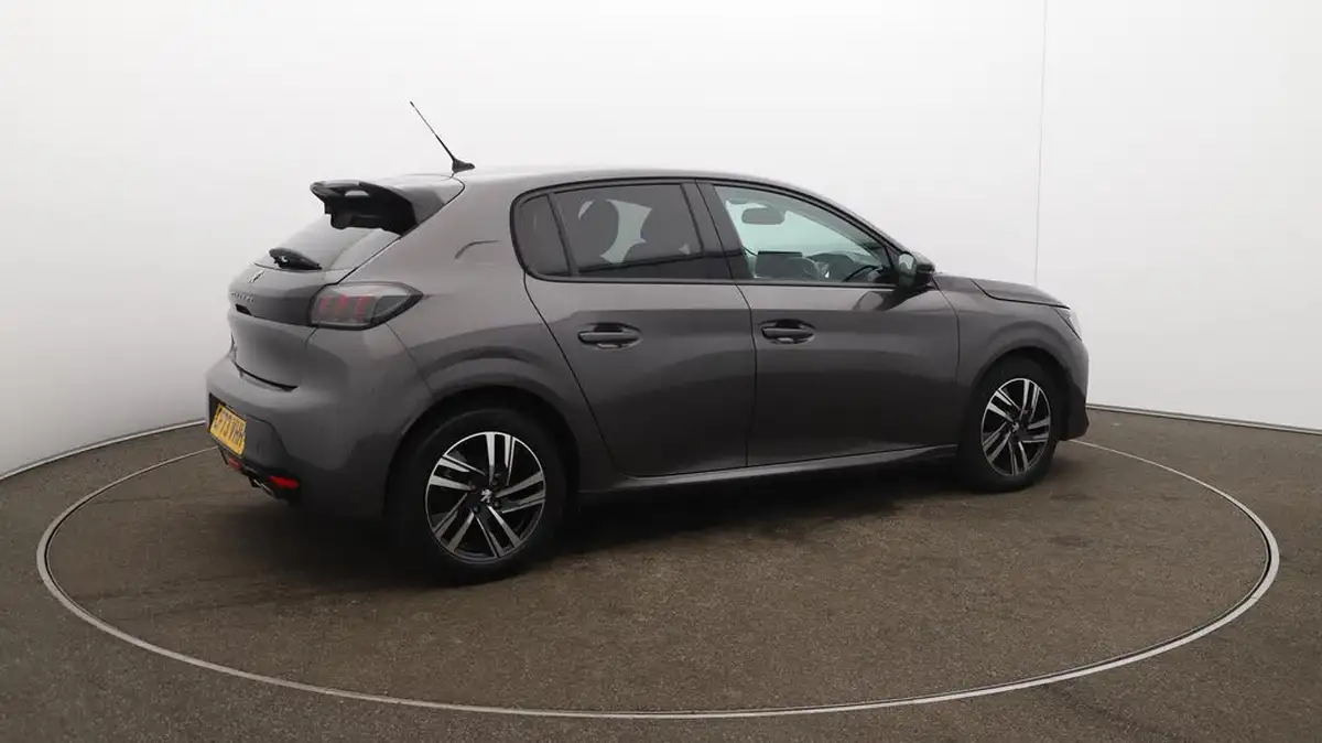 2023-peugeot-208-12-puretech-allure-premium-130ps-eat8-big-42