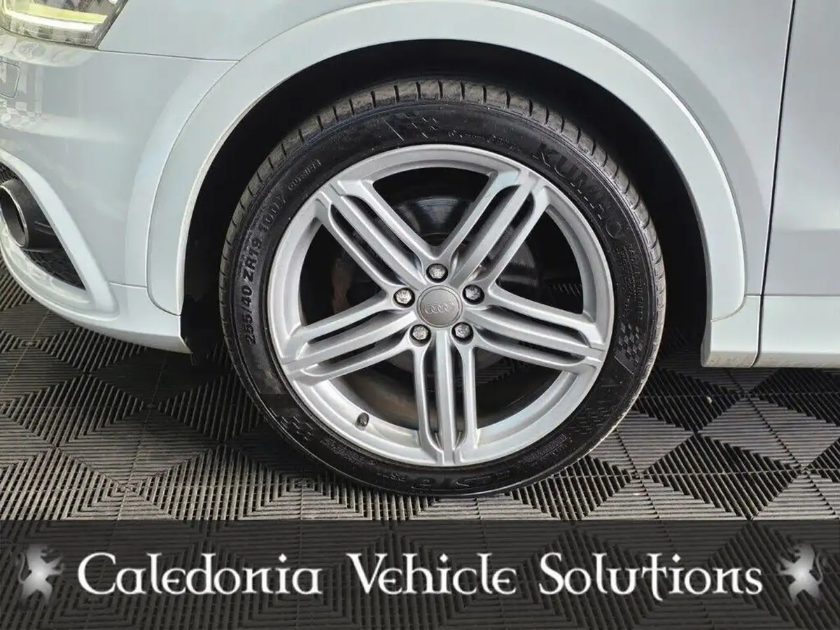 2013-audi-q3-20td-s-line-quattro-177ps-tronic-big-45