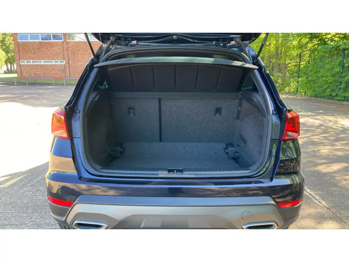 2022-seat-arona-10-tsi-fr-dsg-big-3