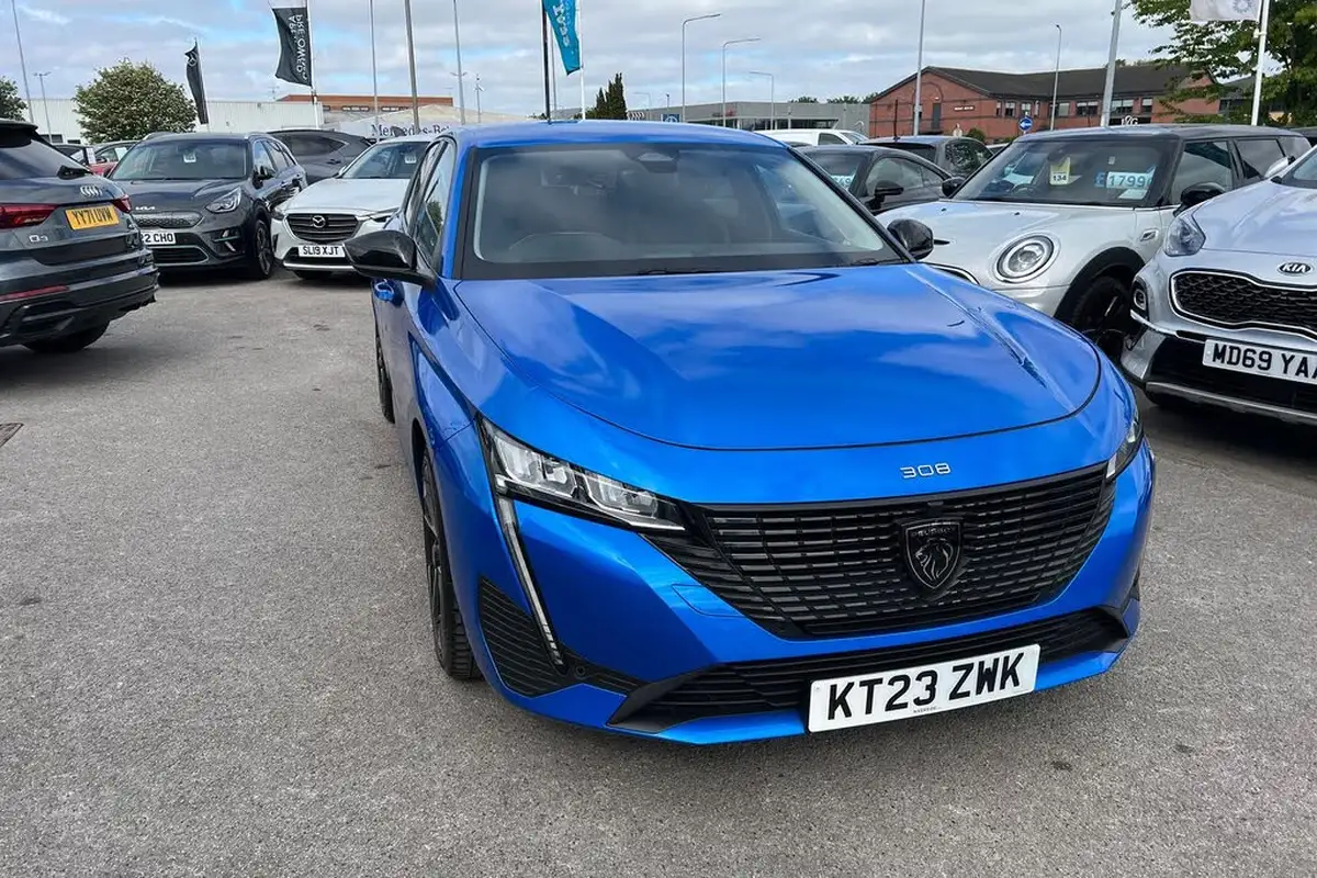 2023-peugeot-308-12-puretech-allure-premium-130ps-big-28