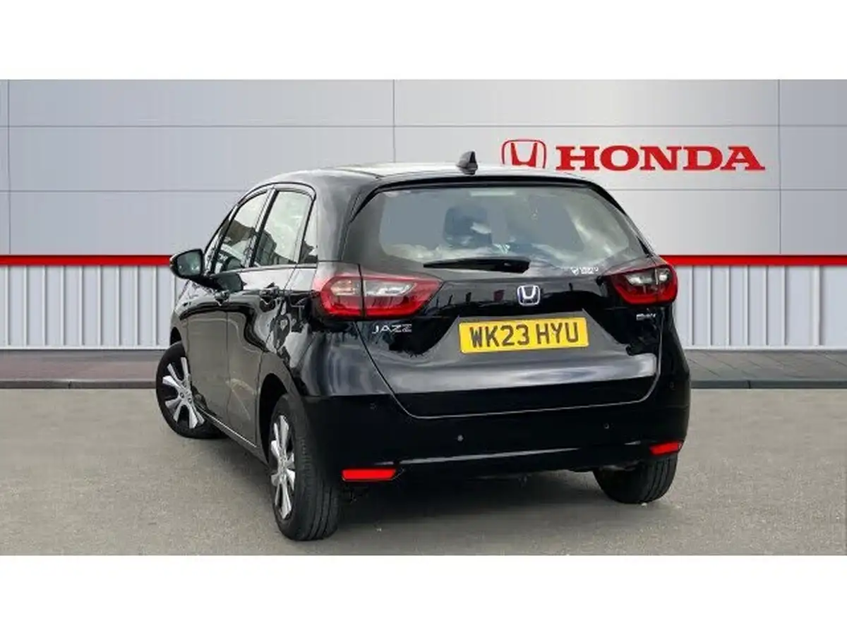 2023-honda-jazz-15-i-mmd-sr-big-11
