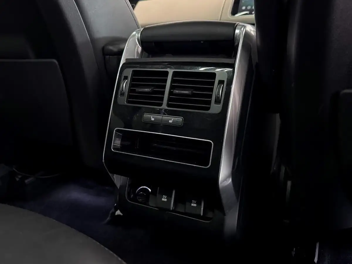 2021-land-rover-range-rover-sport-30-d300-hse-silver-big-27