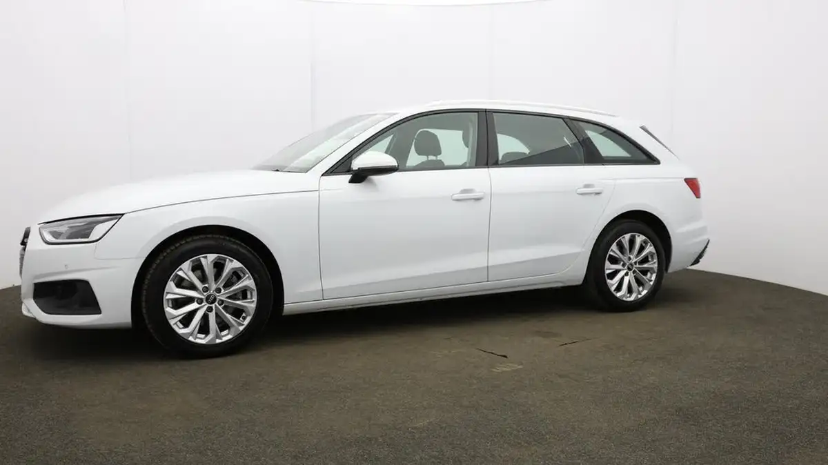 2022-audi-a4-avant-20-35-tfsi-technik-s-tronic-big-15