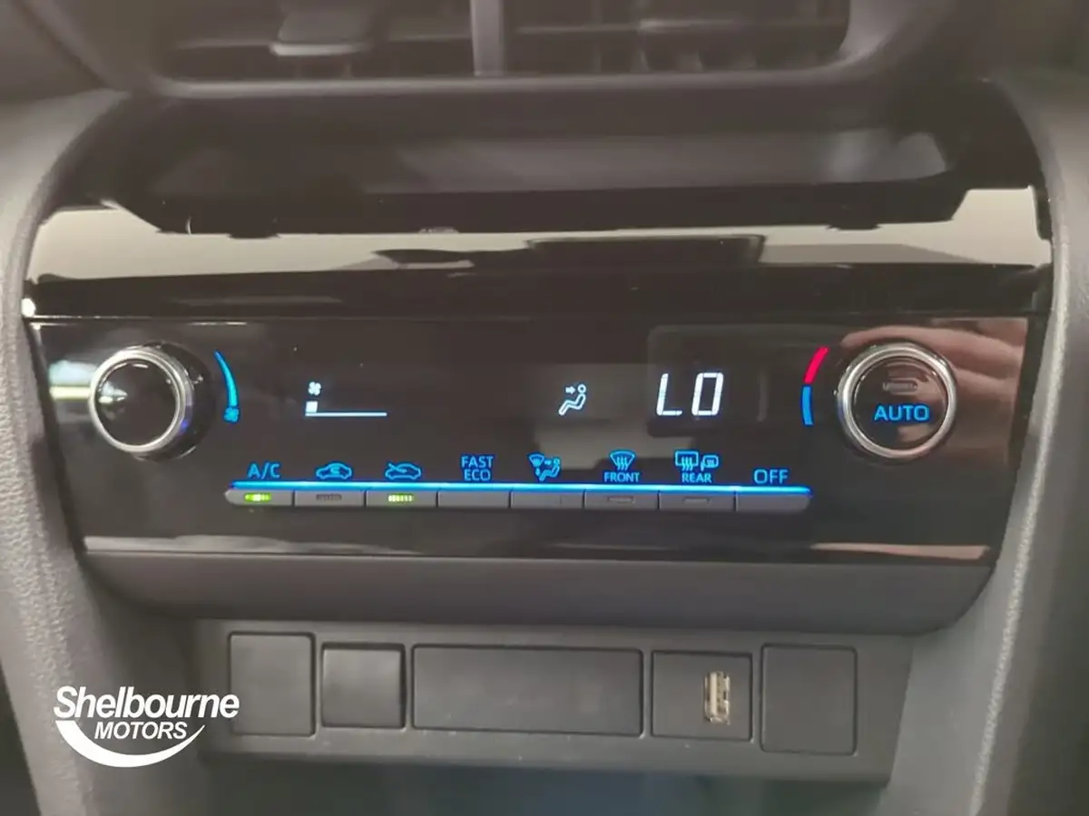 2023-toyota-yaris-cross-15-vvt-i-design-big-27