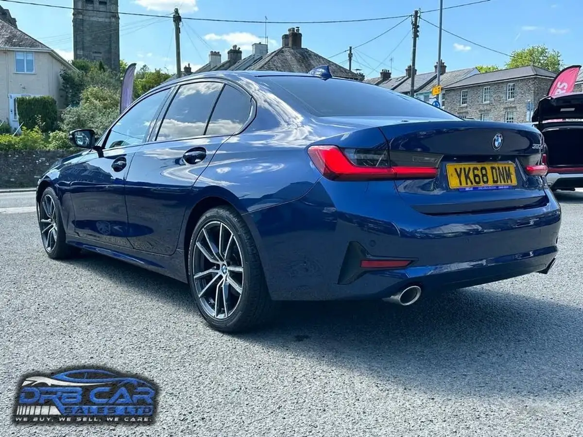 2019-bmw-3-series-20td-320d-sport-188bhp-saloon-4d-auto-big-11