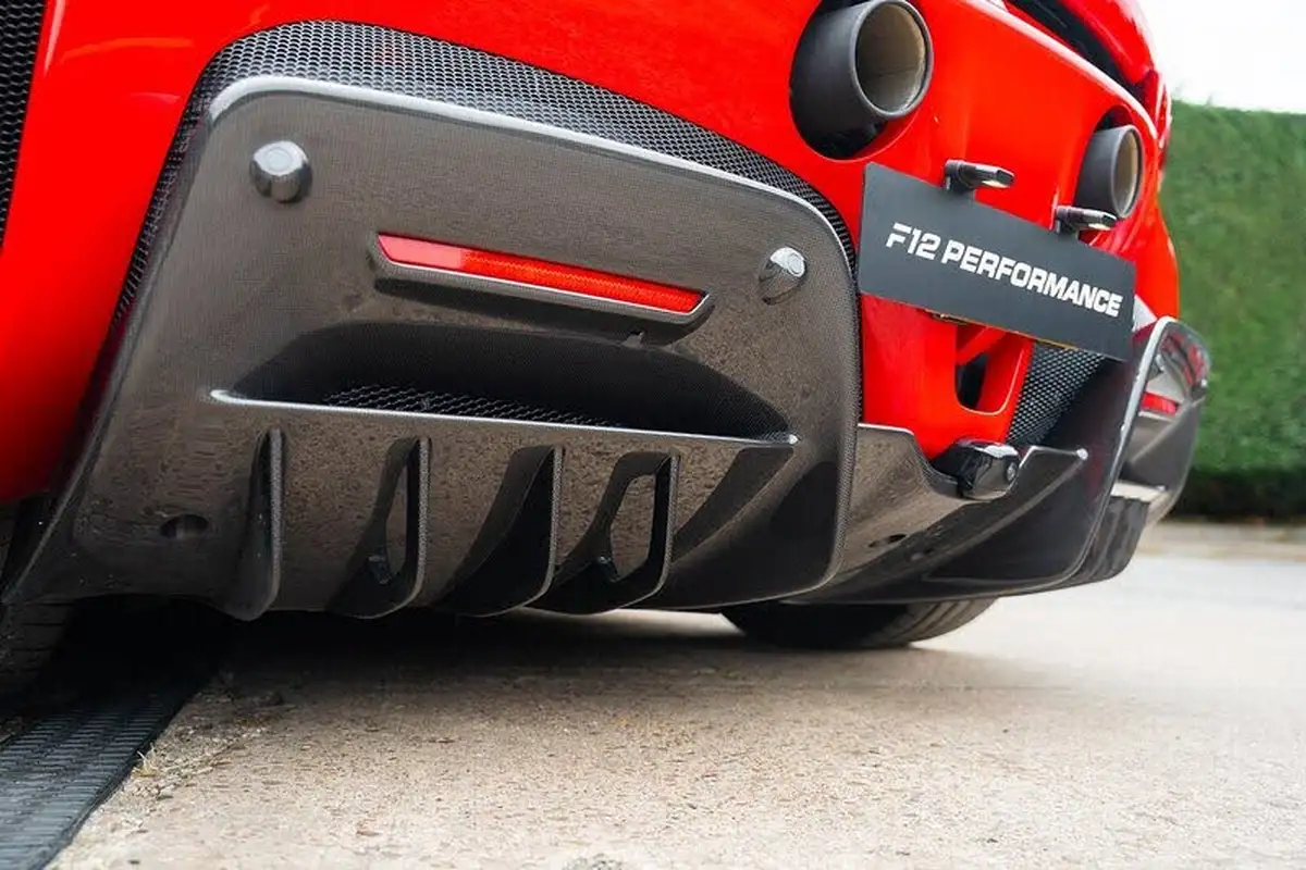 2023-ferrari-sf90-40t-v8-f1-dct-ss-4wd-big-31