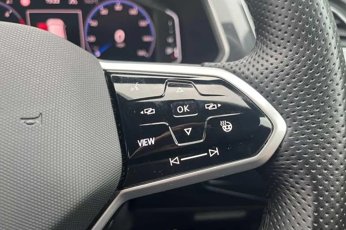 2022-volkswagen-tiguan-20tdi-r-line-edition-big-16