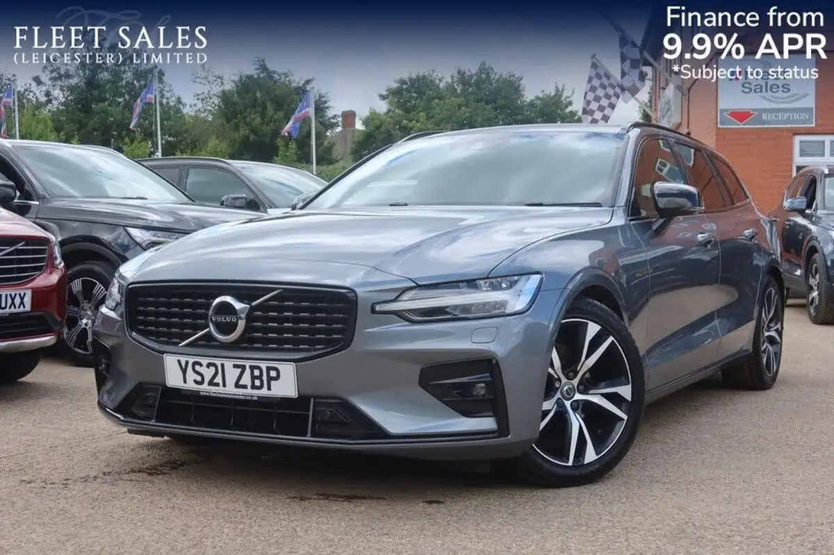 2021-volvo-v60-20-b3-r-design-160bhp-big-0