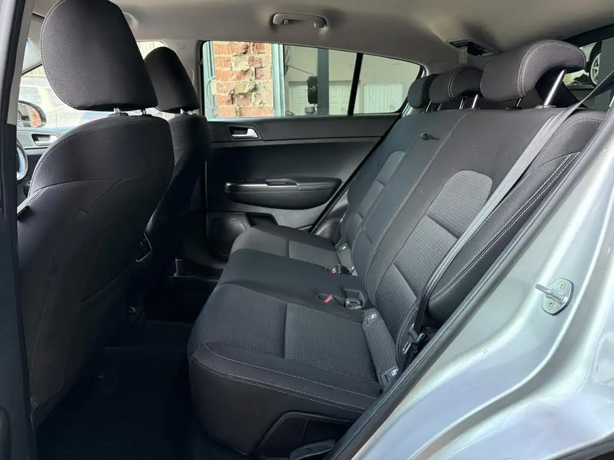 2019-kia-sportage-16-gdi-2-big-12