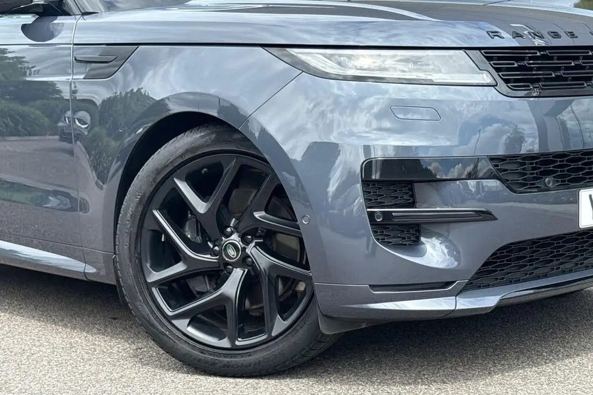 2023-land-rover-range-rover-sport-30-p400-dynamic-se-big-9