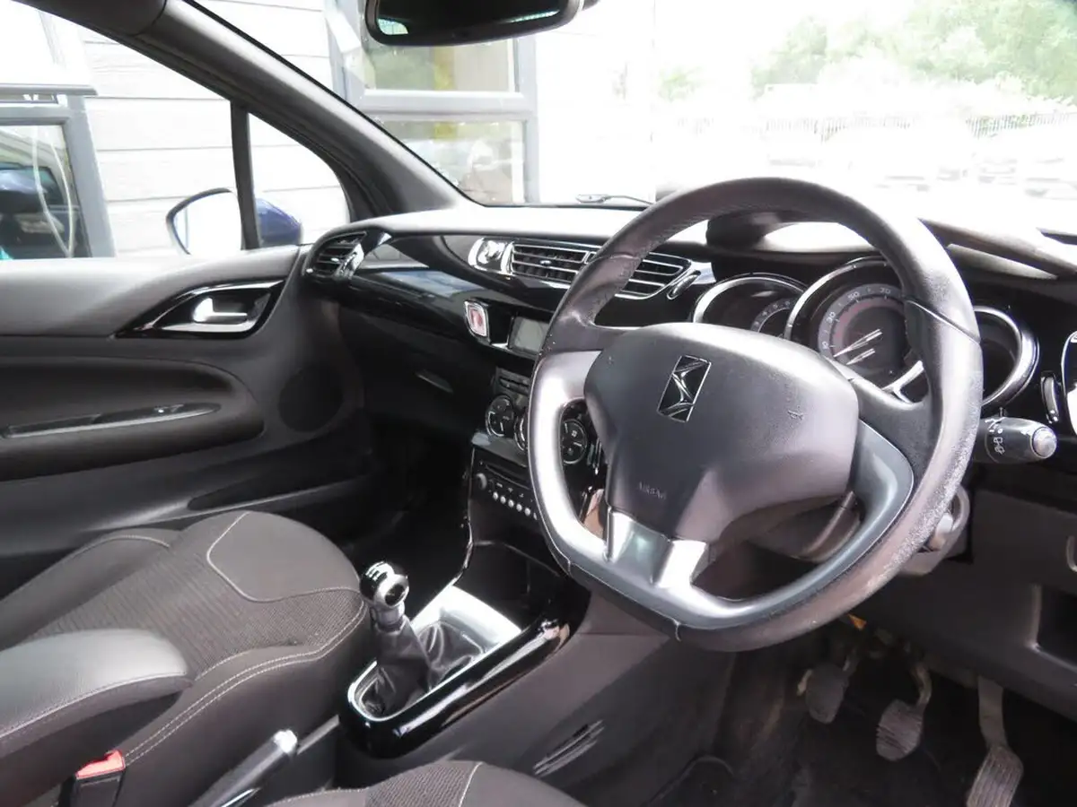 2014-citroen-ds3-16-dstyle-plus-vti-120bhp-big-9