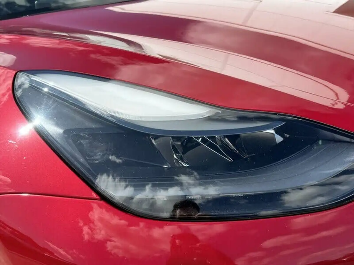 2021-tesla-model-3-e-long-range-awd-big-18