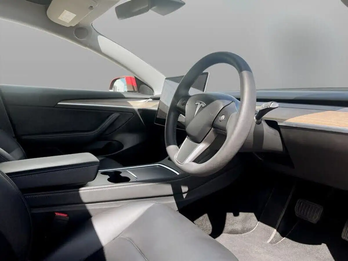 2021-tesla-model-3-e-long-range-awd-big-22