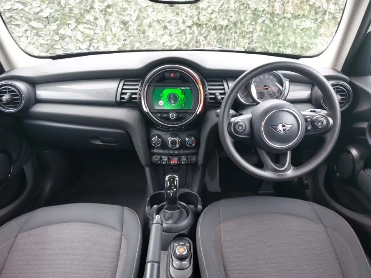 2019-mini-cooper-15-cooper-classic-hatchback-5d-auto-big-2