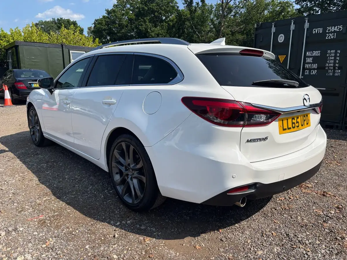 2016-mazda-mazda6-22td-sport-nav-150ps-skyactiv-d-tourer-5d-big-7