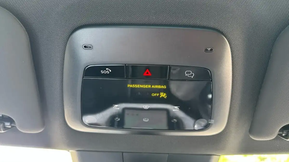2025-volvo-ex30-e-single-motor-ultra-big-25