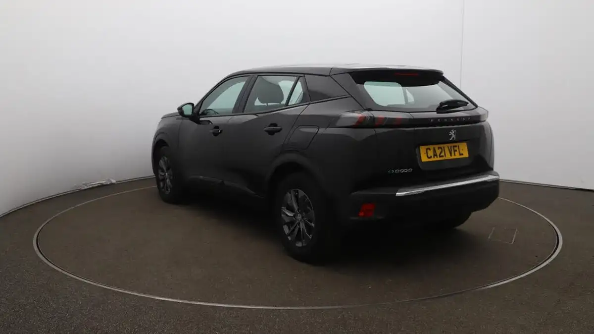 2021-peugeot-2008-suv-e-active-premium-big-62