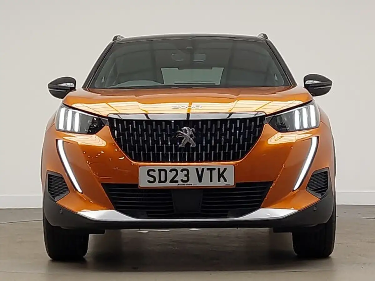 2023-peugeot-2008-suv-12-puretech-gt-130ps-hatchback-eat8-big-11