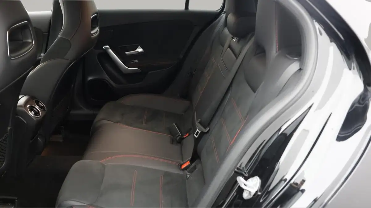 2019-mercedes-benz-a-class-20-a220-amg-line-premium-plus-hatchback-5d-4matic-big-16