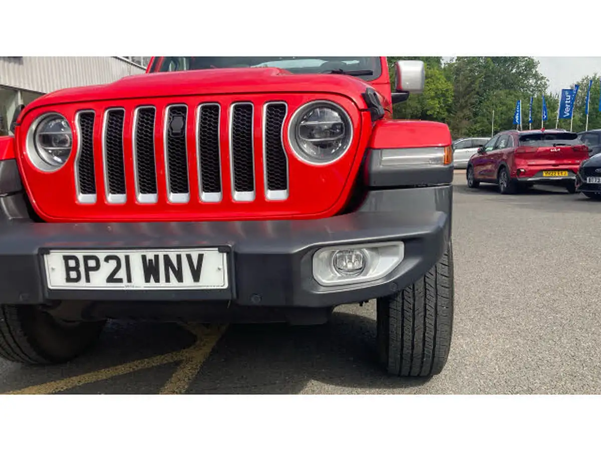 2021-jeep-wrangler-20-gme-overland-5d-big-25