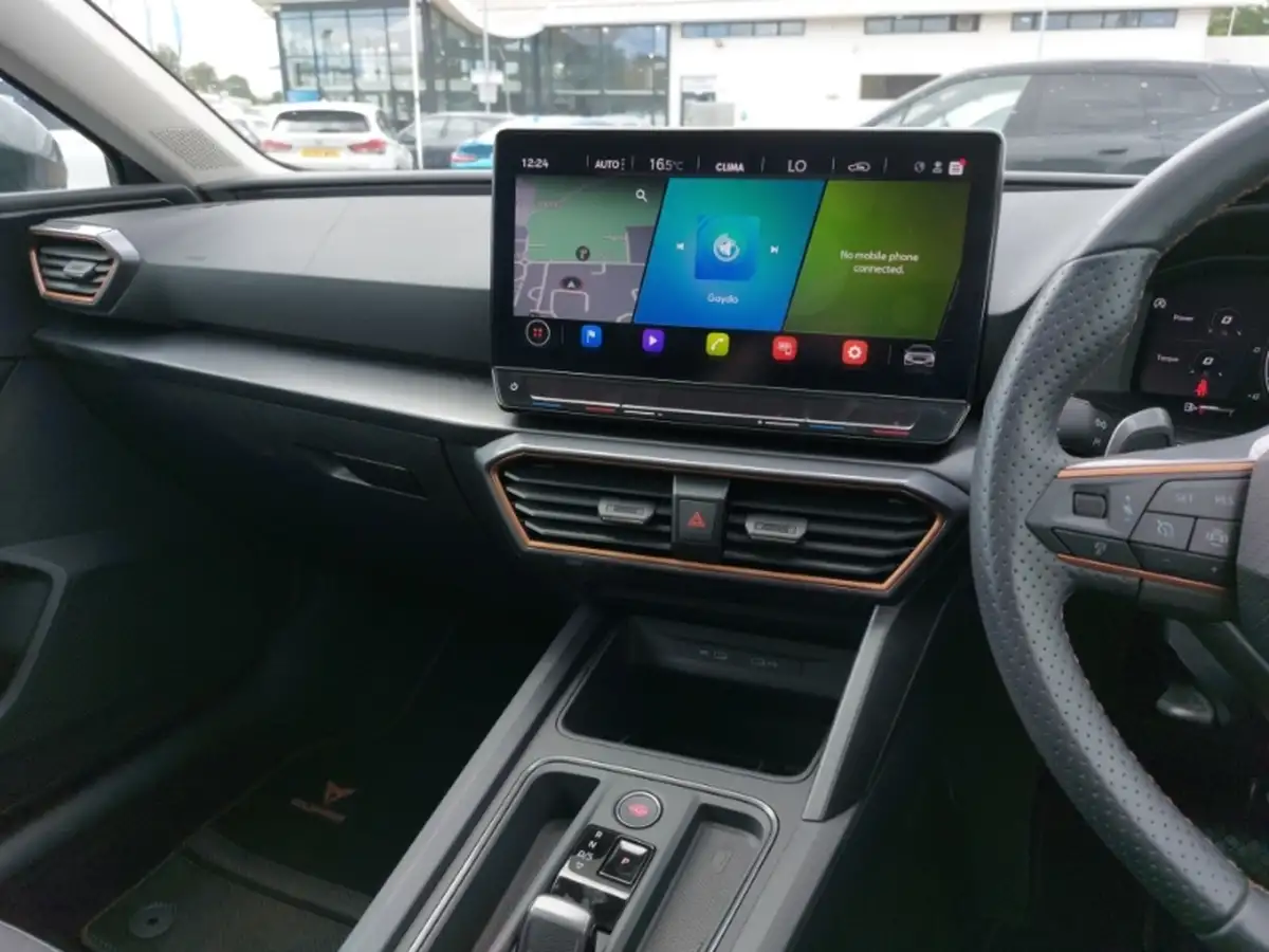 2024-cupra-leon-nf-15-etsi-v1-design-edition-hatchback-big-5