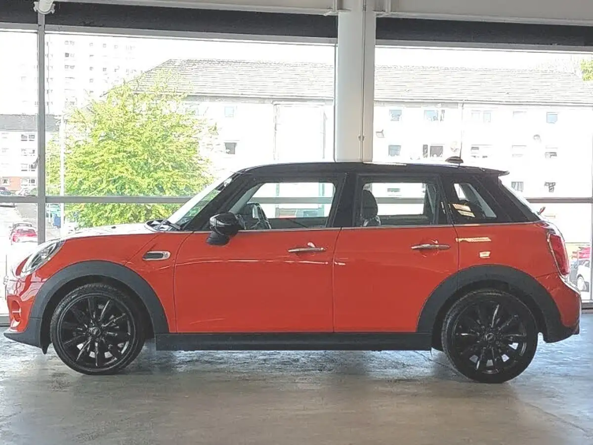 2019-mini-cooper-15-cooper-exclusive-134bhp-hatchback-5d-big-3