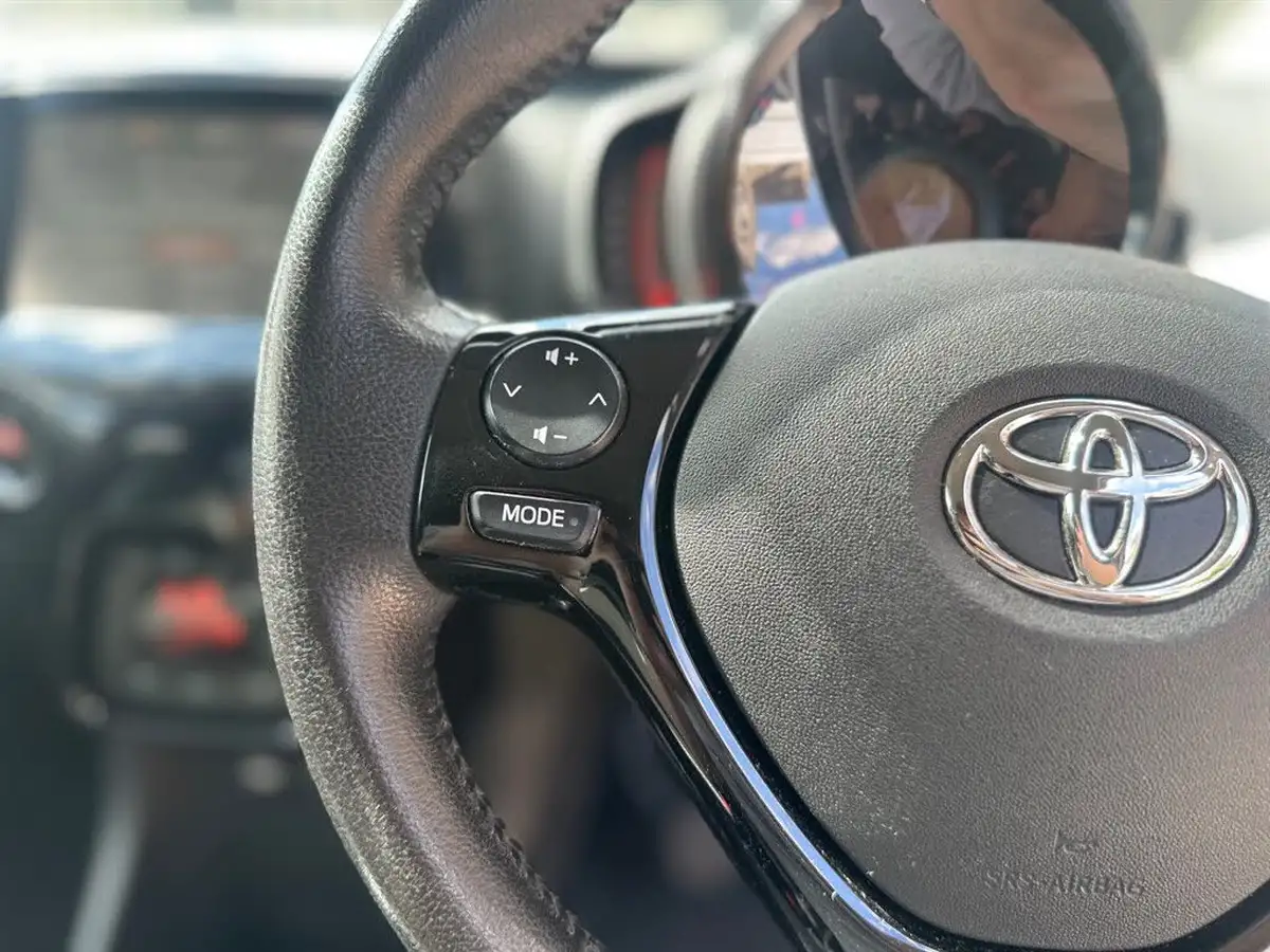 2018-toyota-aygo-10-vvt-i-x-press-71bhp-big-11
