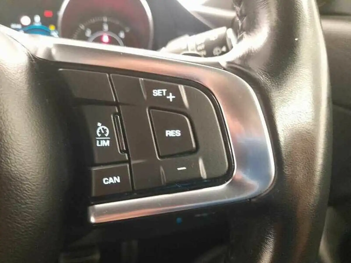 2018-jaguar-e-pace-20-i4d-r-dynamic-s-180ps-awd-auto-big-20