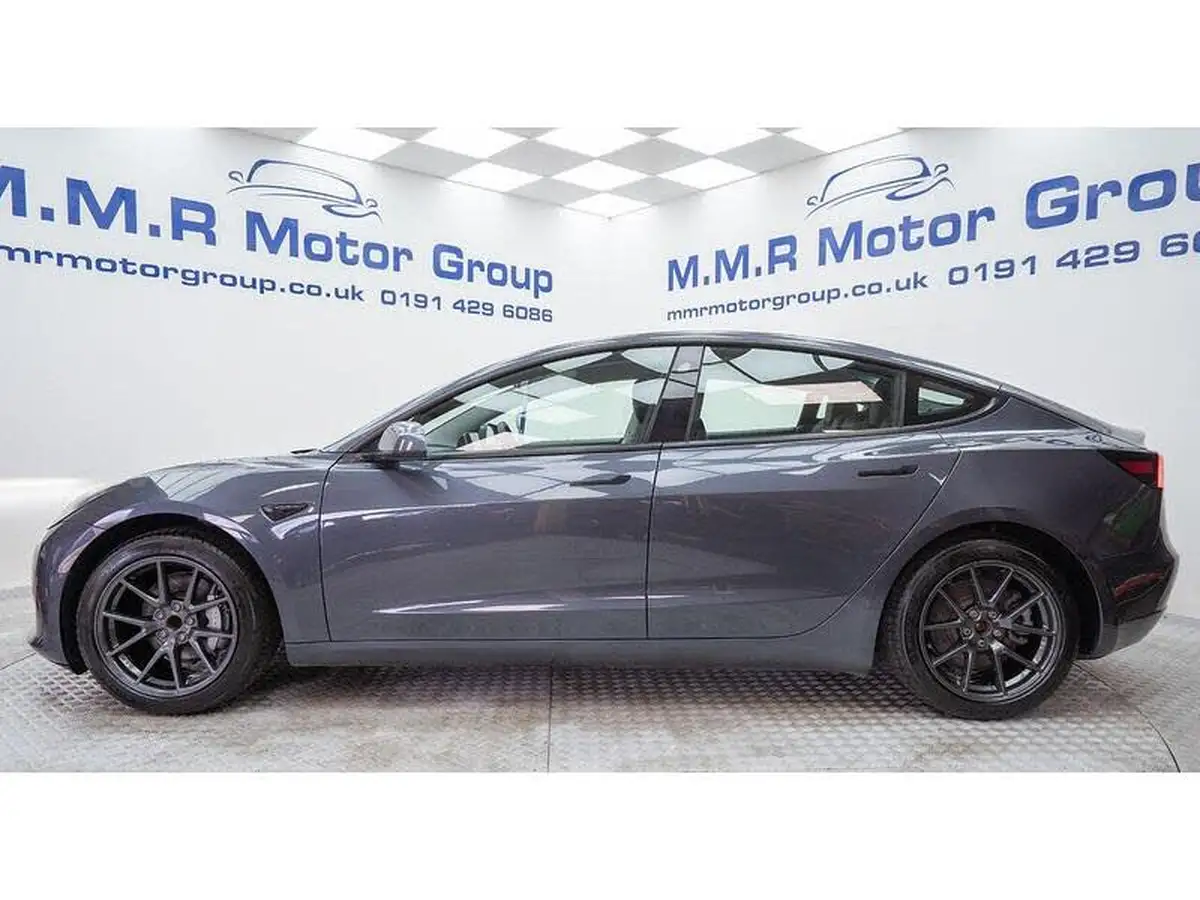 2021-tesla-model-3-e-standard-plus-big-15