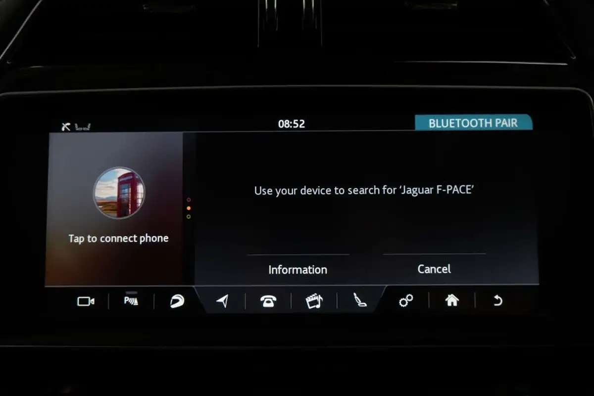 2020-jaguar-f-pace-50-v8-svr-big-38