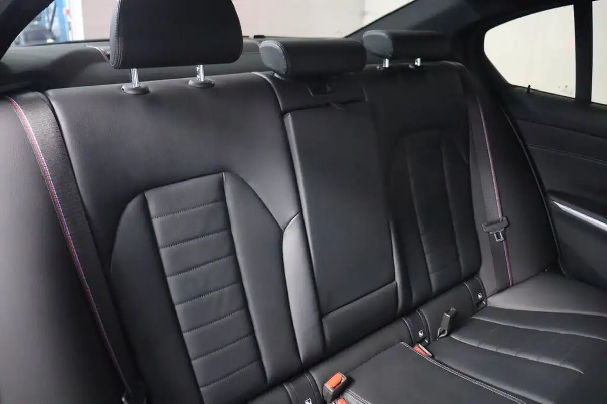 2022-bmw-3-series-20-330e-m-sport-pro-pack-saloon-4d-big-31