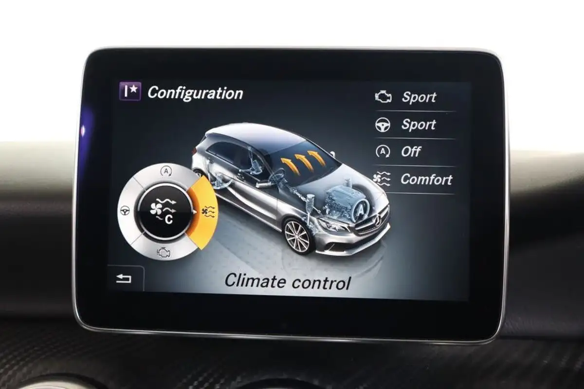 2016-mercedes-benz-a-class-21d-a200d-amg-line-136ps-executivess-big-42