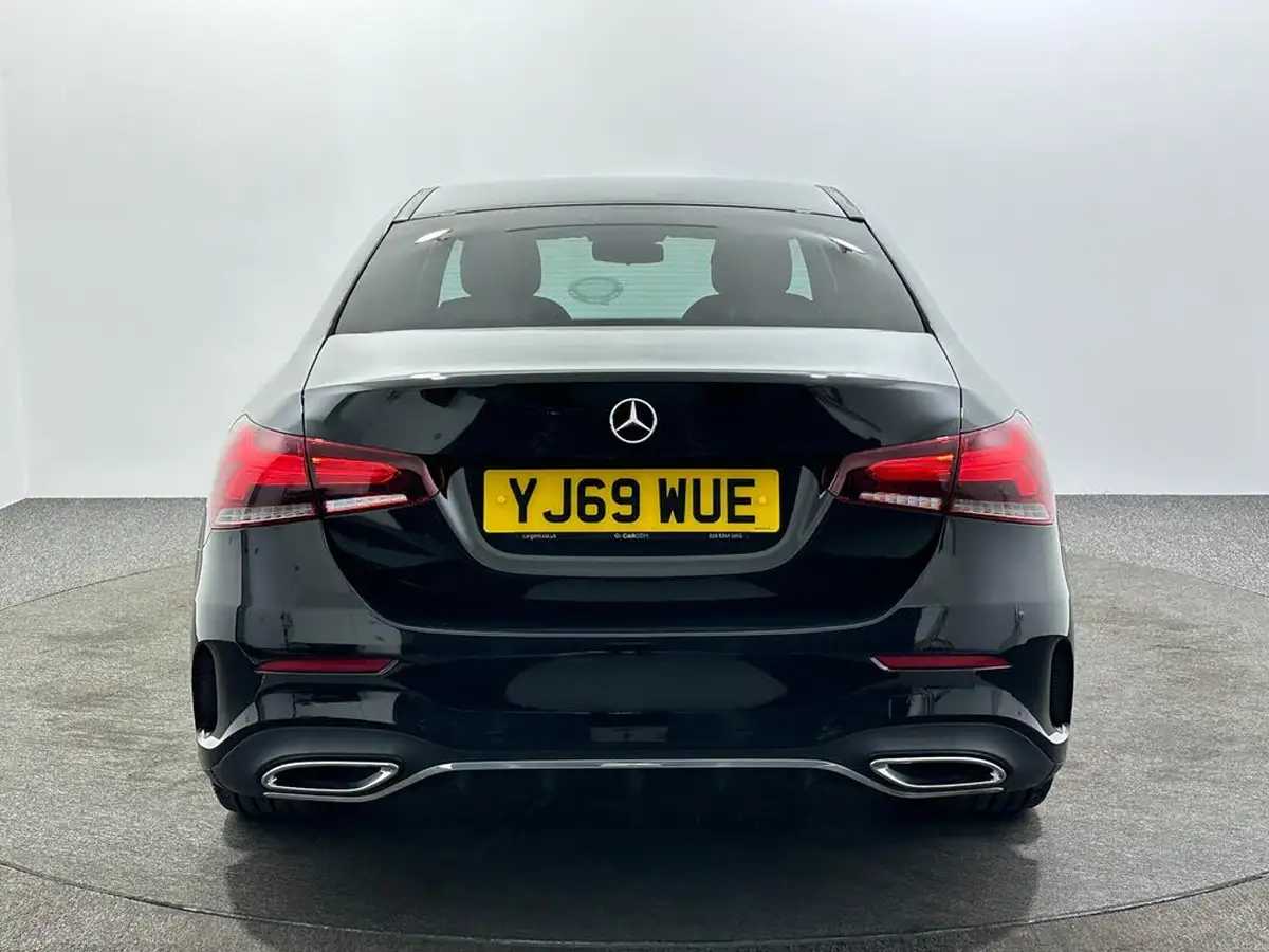 2019-mercedes-benz-a-class-13-a200-amg-line-saloon-4d-big-6