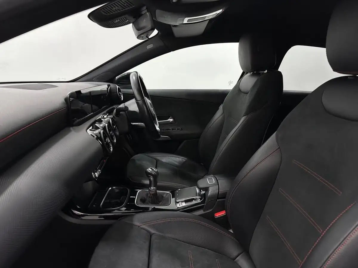 2019-mercedes-benz-a-class-13-a200-amg-line-saloon-4d-big-30