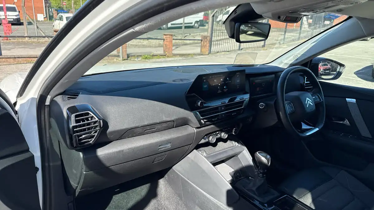 2022-citroen-c4-12-puretech-c-series-edition-big-9