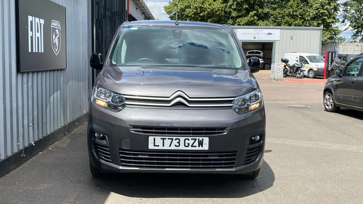 2024-citroen-berlingo-15-bluehdi-950-driver-edition-100pseu6d-big-7