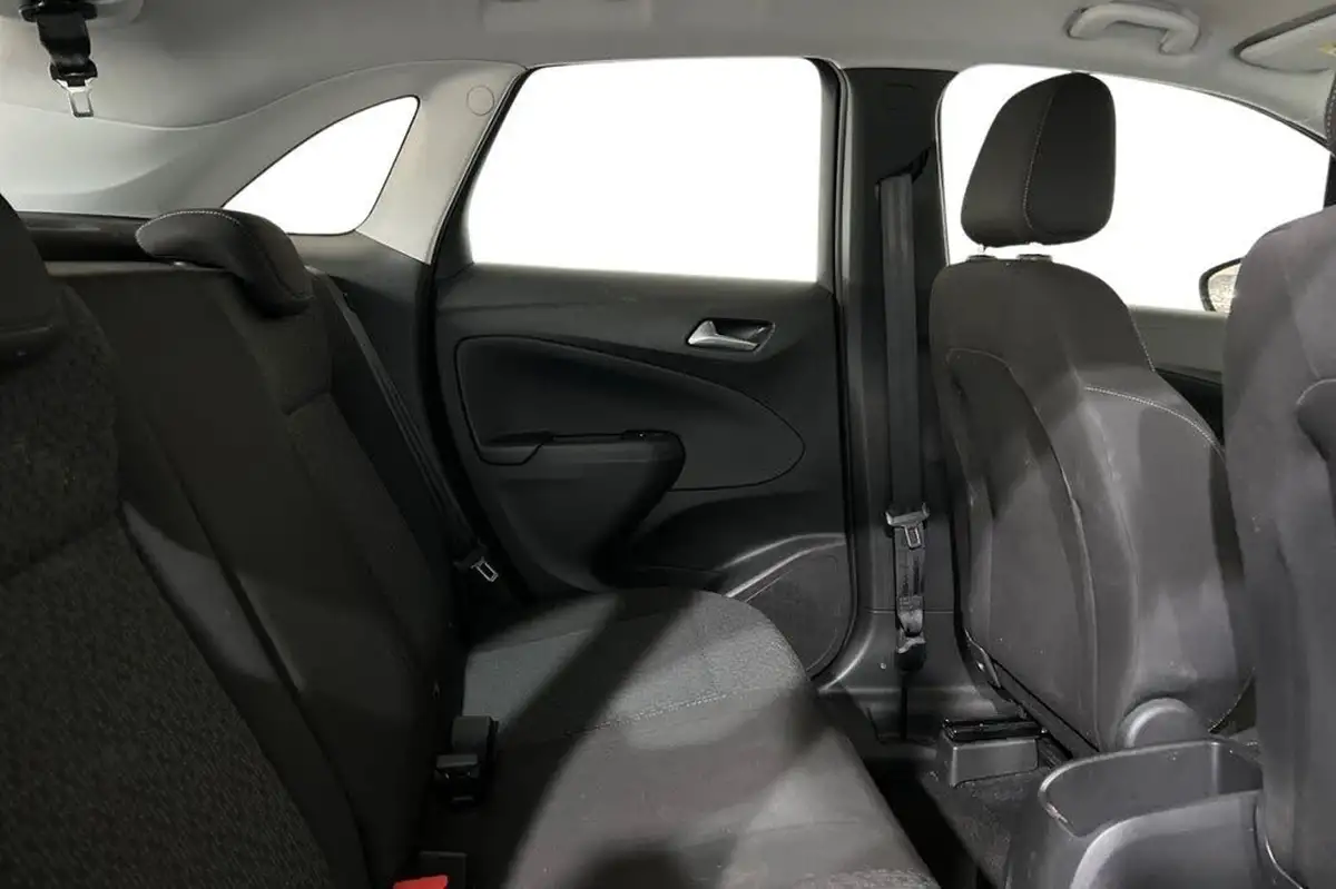 2019-vauxhall-crossland-x-12-se-83ps-big-9
