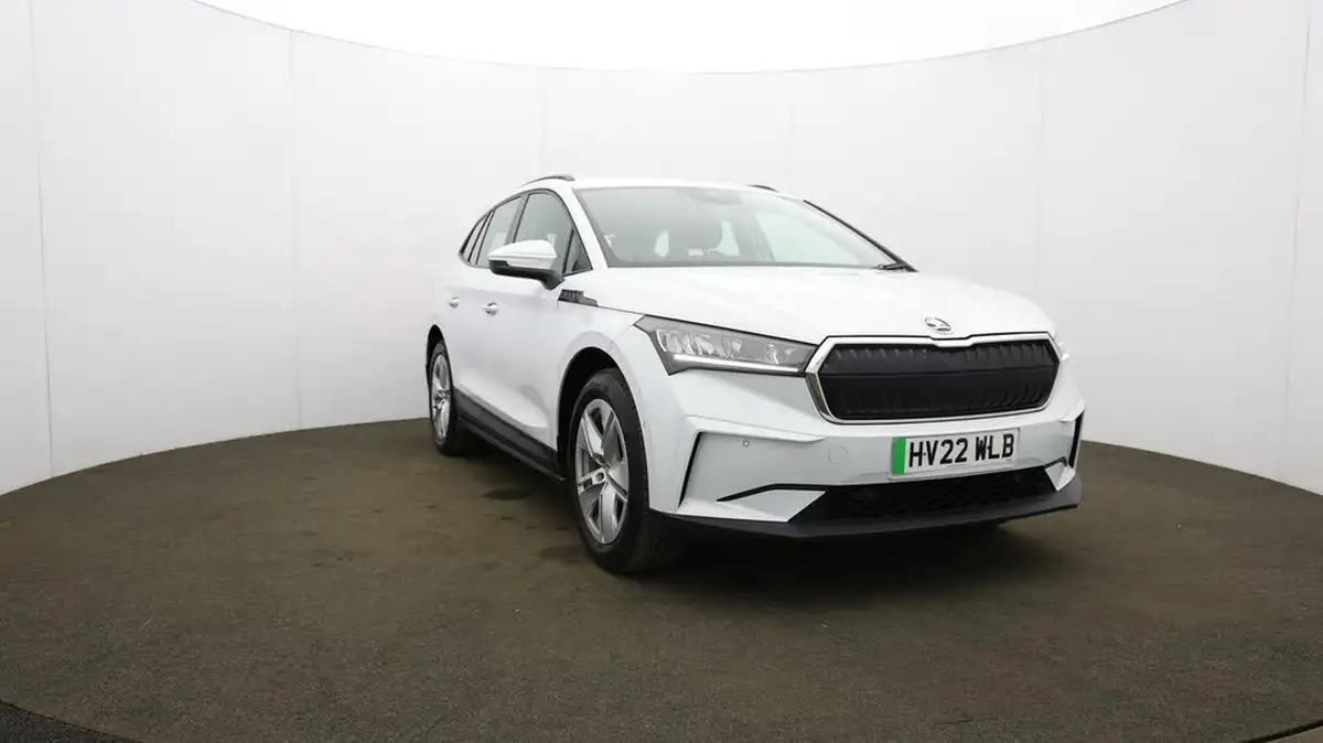 2022-skoda-enyaq-e-60-big-46