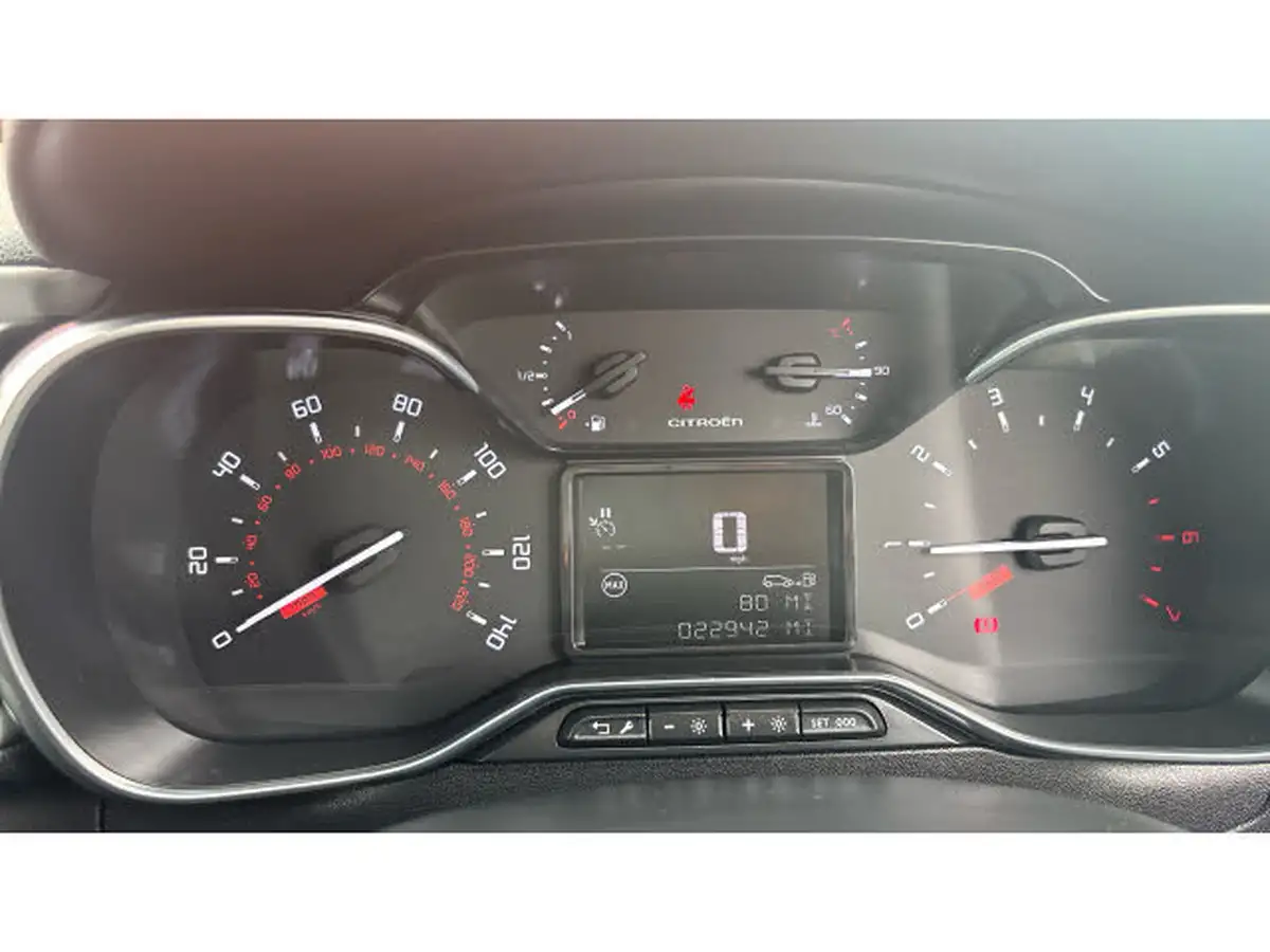 2022-citroen-c3-12-puretech-saint-james-83ps-big-17