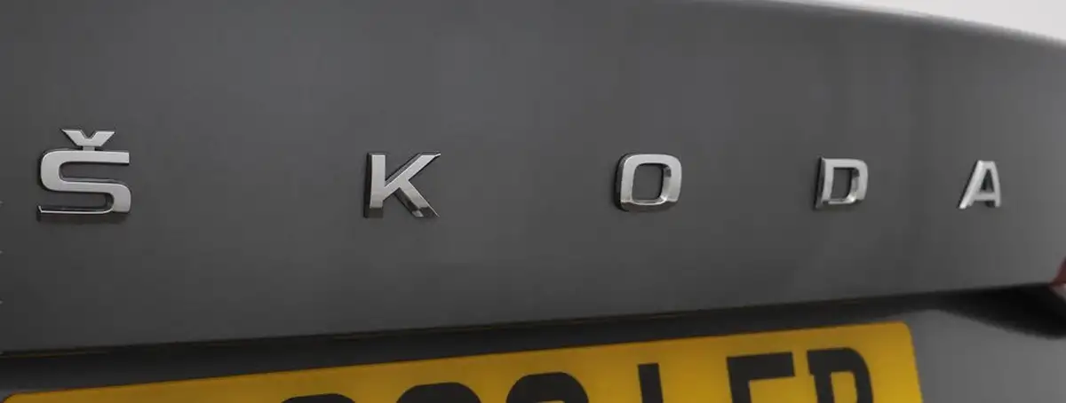 2022-skoda-octavia-20tdi-se-l-116ps-hatchback-dsg-big-22