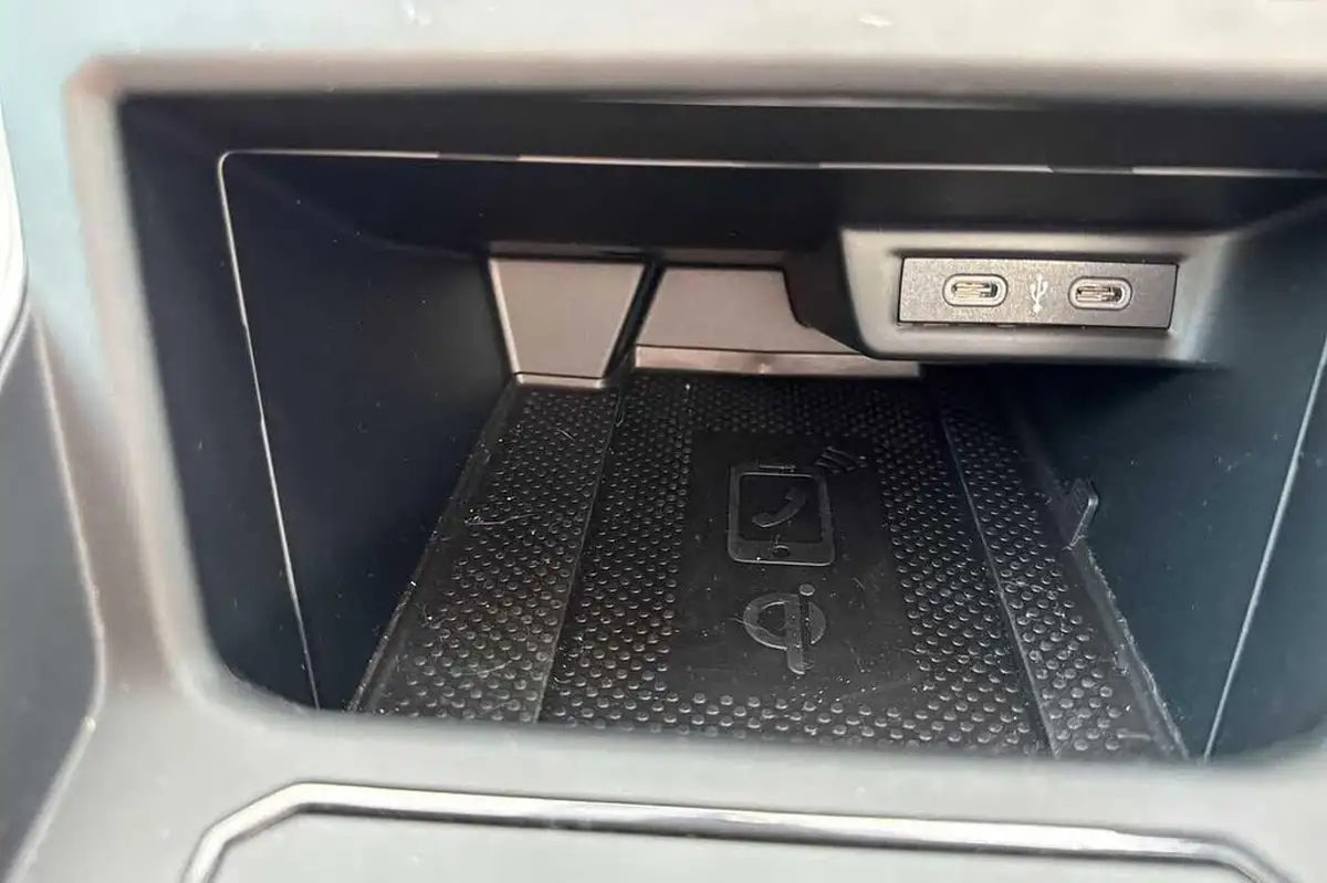 2025-volkswagen-taigo-10-tsi-life-115ps-dsg-big-30