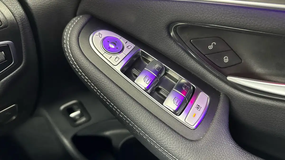 2021-mercedes-benz-glc-class-20-glc300de-amg-line-premium-316ps-eq-power-station-wagon-5d-big-22