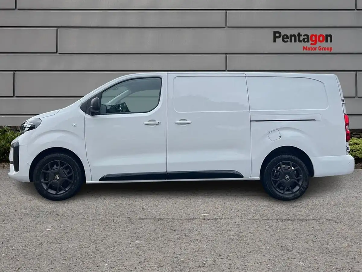 2024-vauxhall-vivaro-15td-xl-pro-big-13
