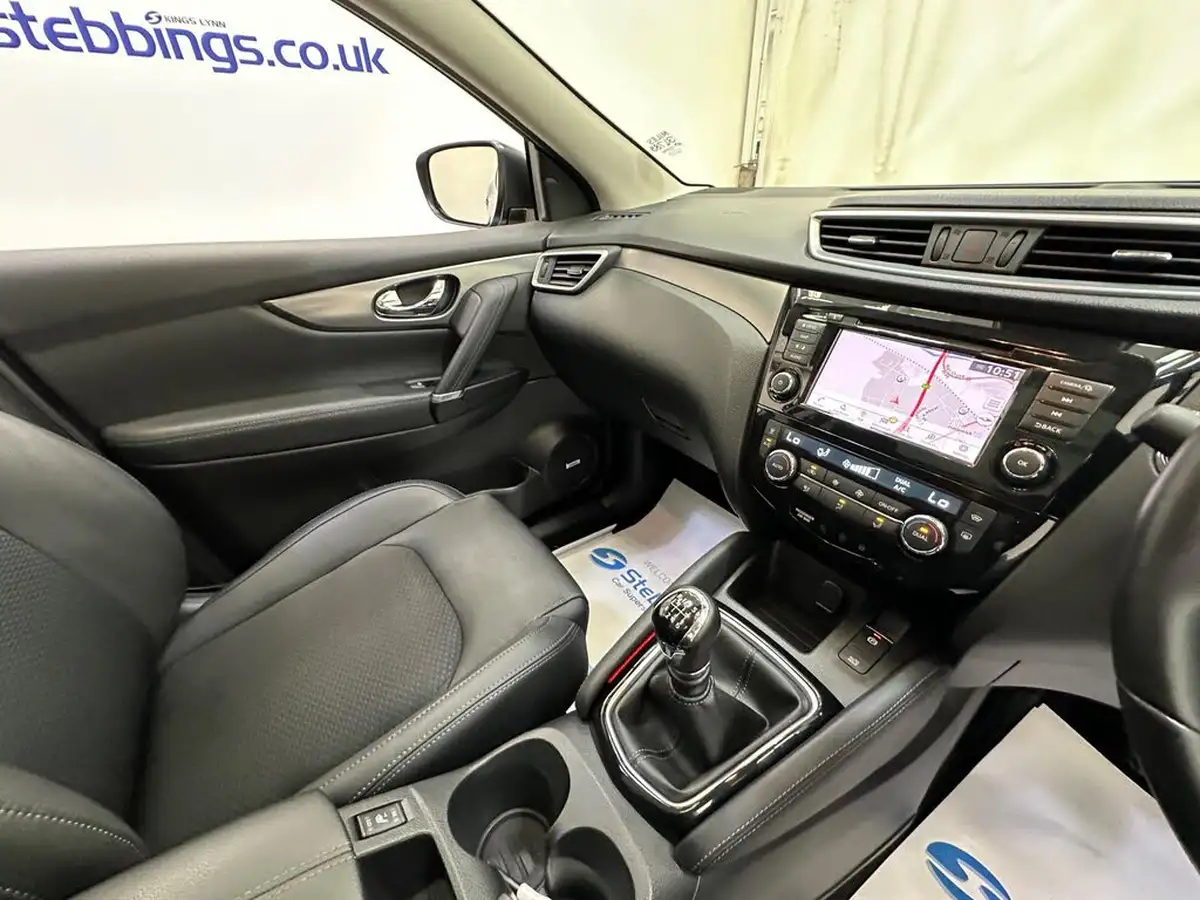 2019-nissan-qashqai-13-dig-t-tekna-140ps-big-15