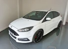 2018-ford-focus-20t-st2-hatchback-small-1