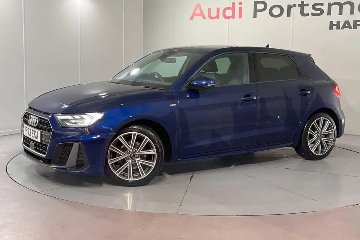 2023-audi-a1-10-30-tfsi-s-line-big-4