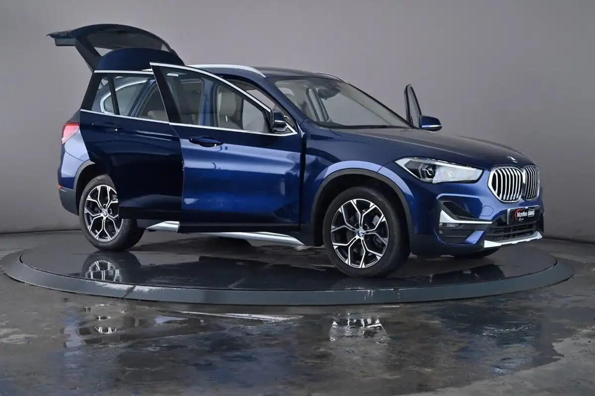 2019-bmw-x1-20-sdrive-20i-xline-sdrive-20i-big-34