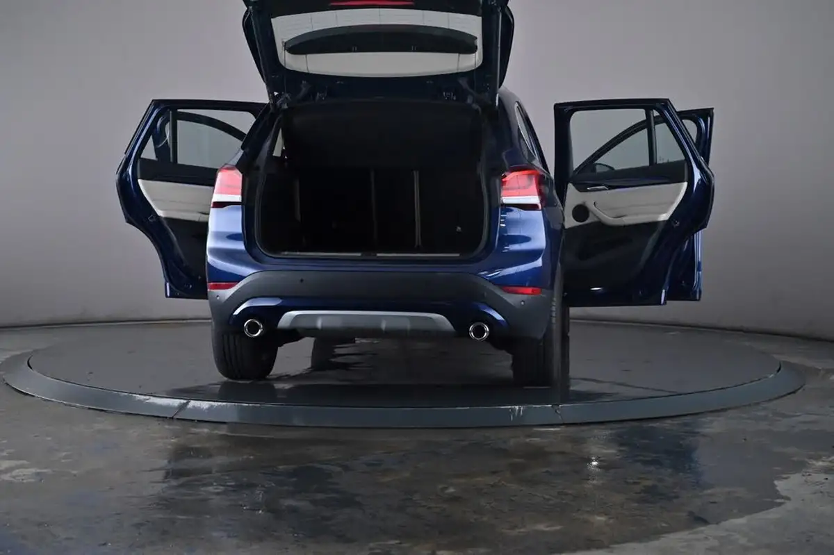 2019-bmw-x1-20-sdrive-20i-xline-sdrive-20i-big-58
