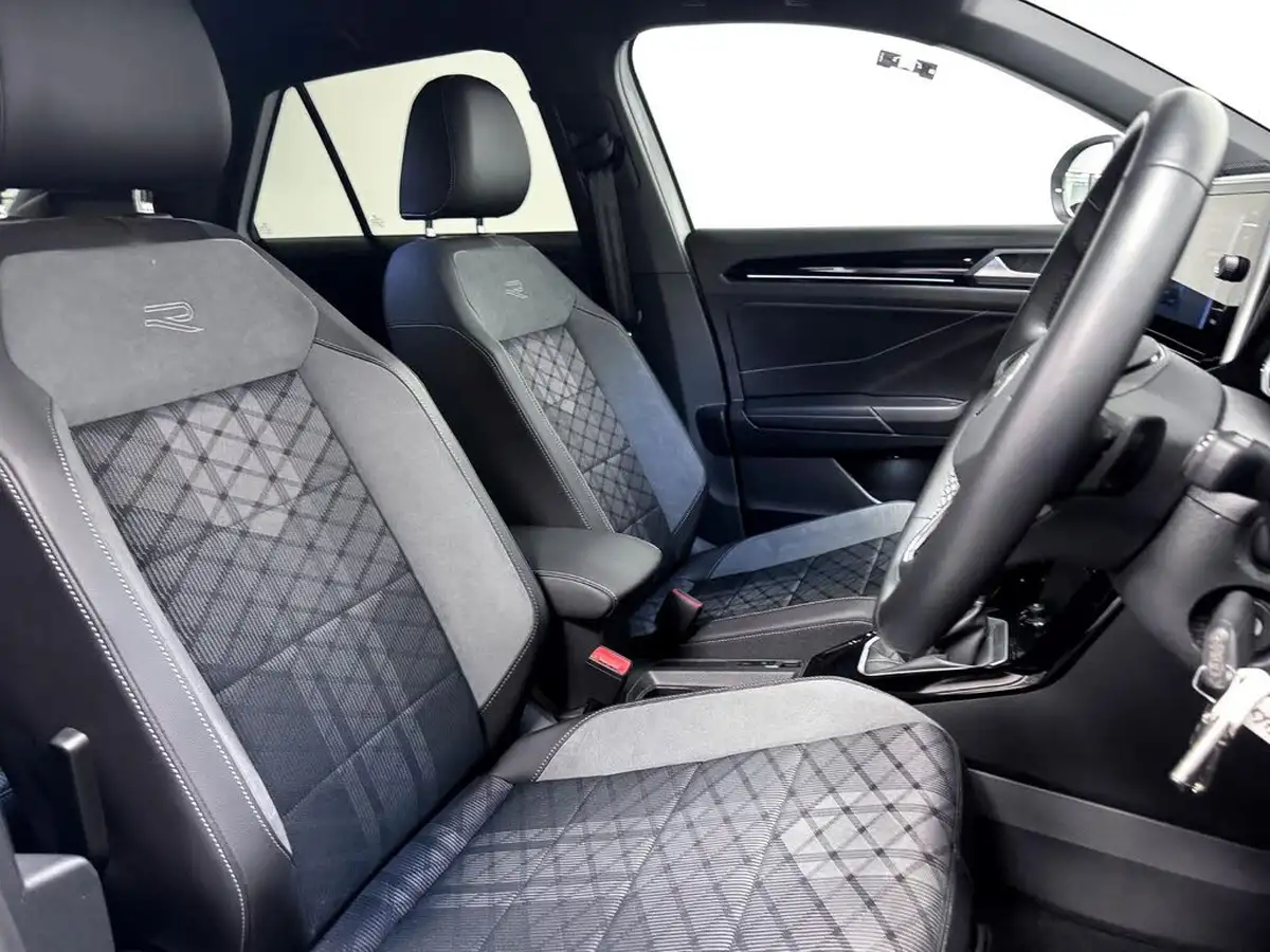 2024-volkswagen-t-roc-15-tsi-r-line-hatchback-5d-dsg-big-23